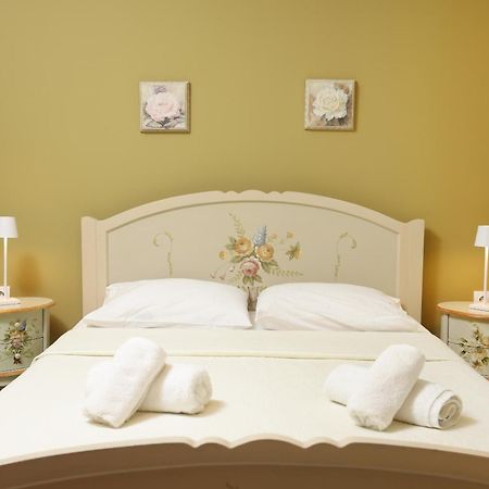 Madlen Apartments Nea Skioni Ngoại thất bức ảnh