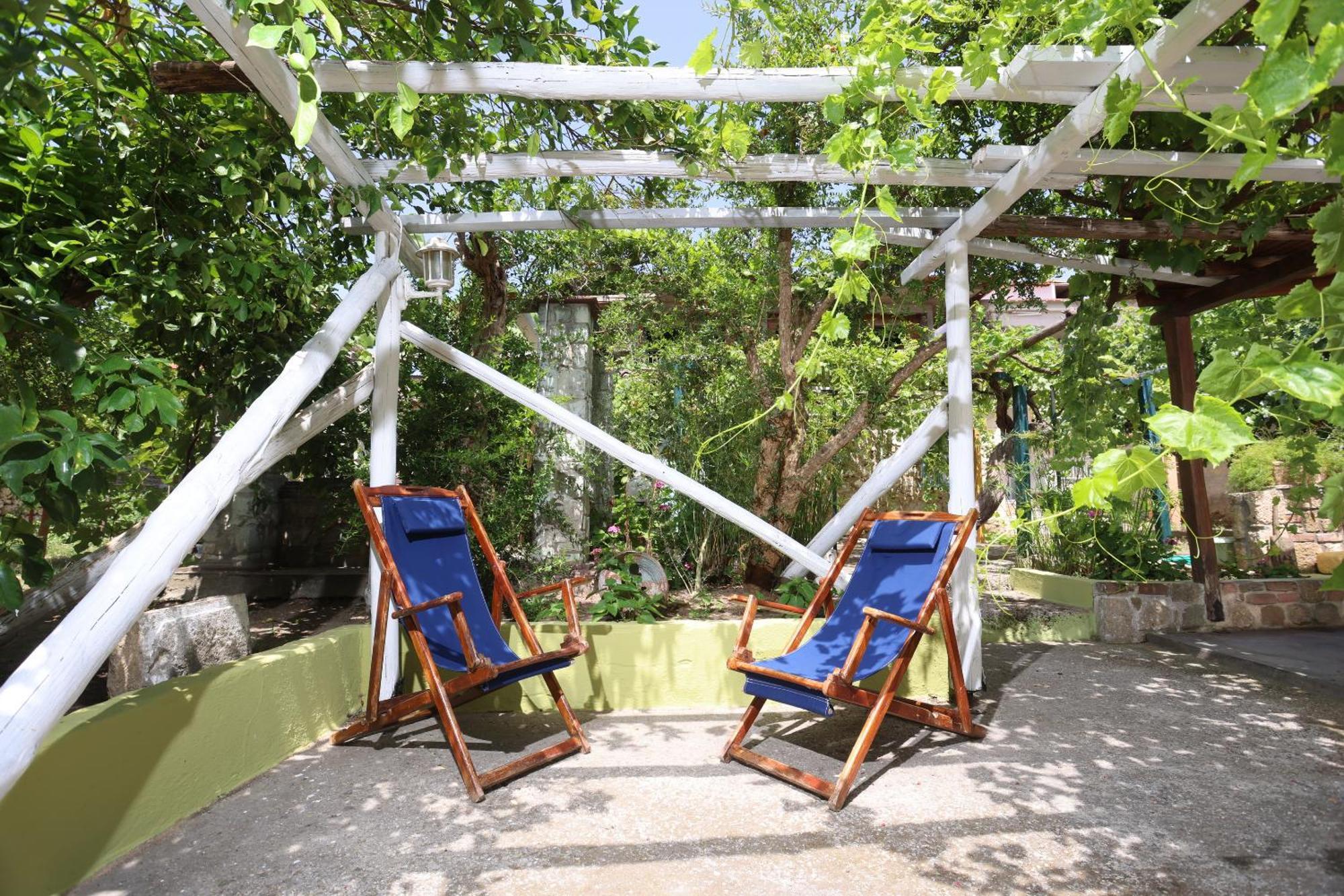 Madlen Apartments Nea Skioni Ngoại thất bức ảnh