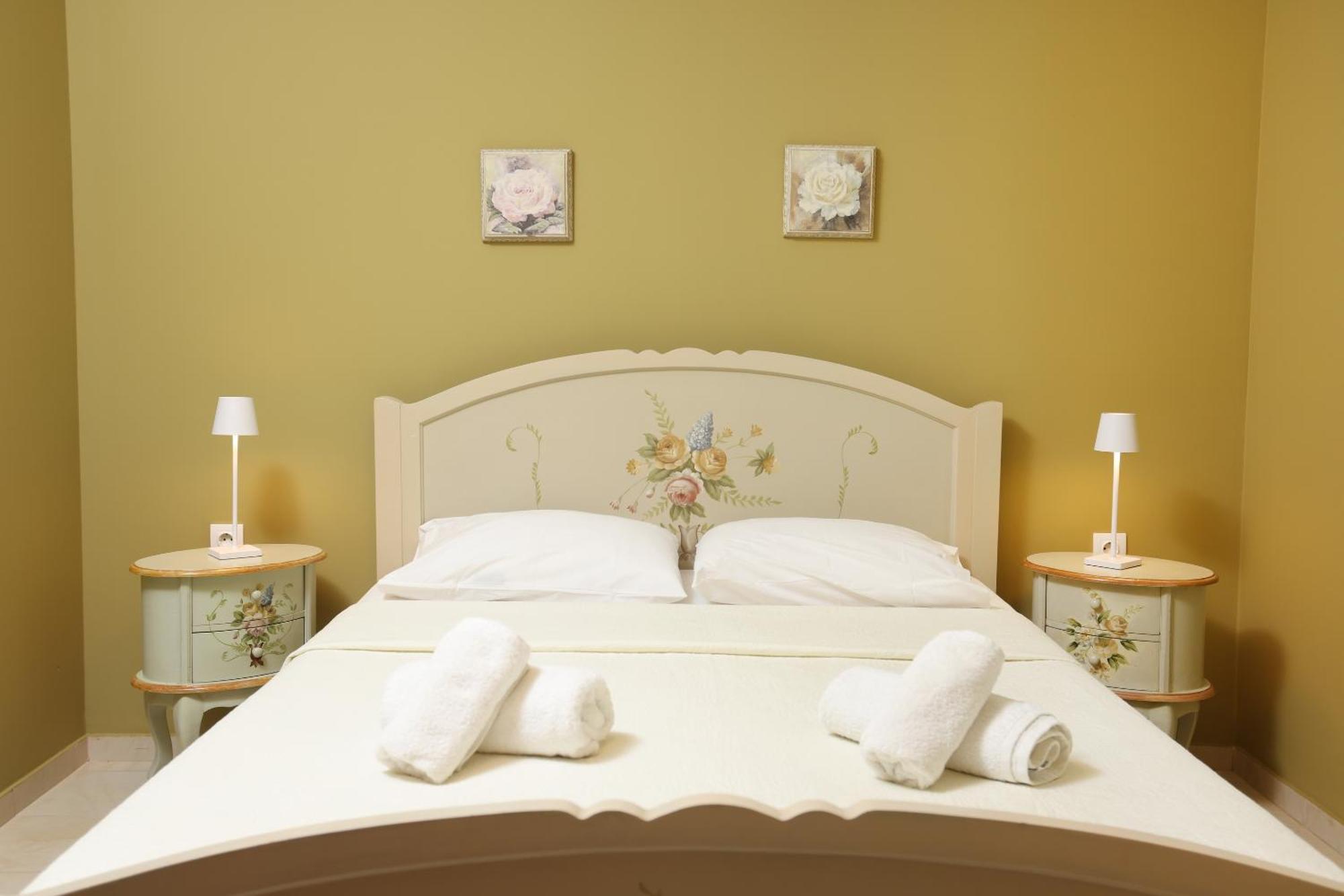 Madlen Apartments Nea Skioni Ngoại thất bức ảnh